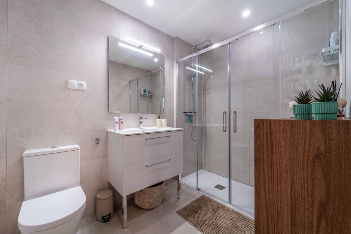 4 soverom Leilighet til salgs i Benalmadena Costa med garasje - € 1 200 000 (Ref: 9866285)