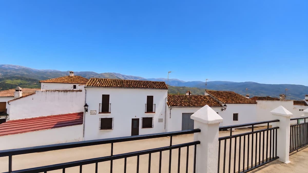 8 quarto Casa em Banda para venda em Ronda com garagem - 245 000 € (Ref: 9866286)