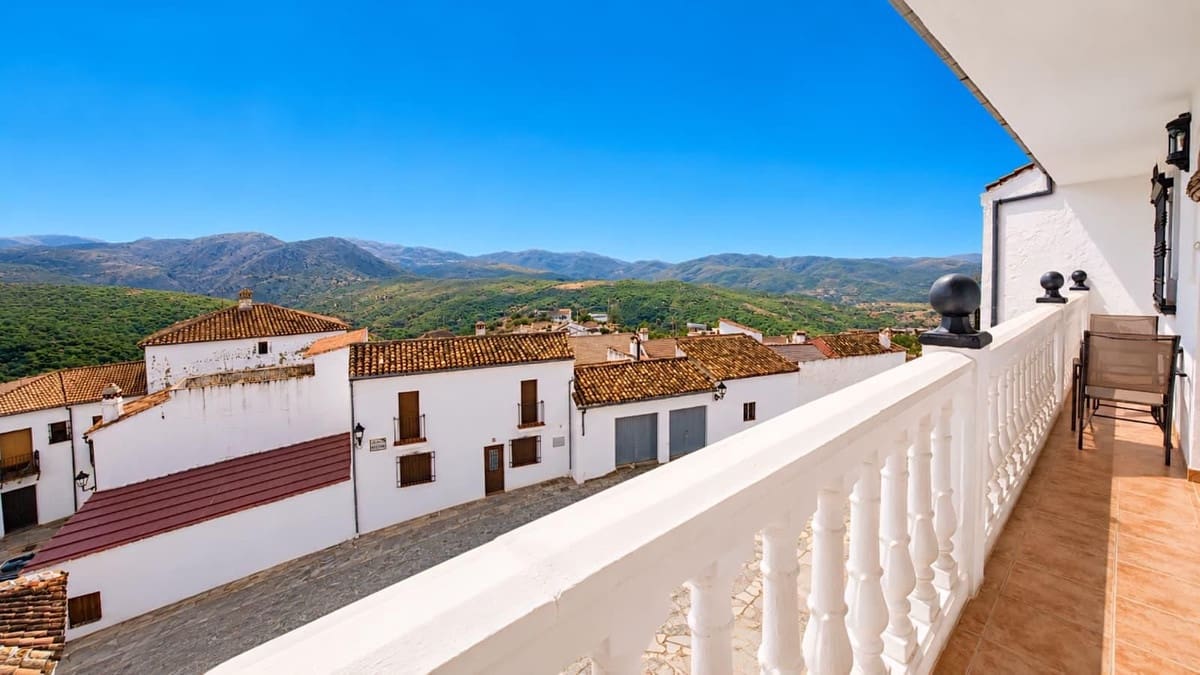 8 quarto Casa em Banda para venda em Ronda com garagem - 245 000 € (Ref: 9866286)