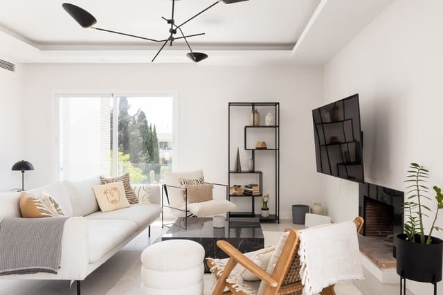 3 soveværelse Lejlighed til salg i Puerto Banus, Marbella - € 779.000 (Ref: 9866287)