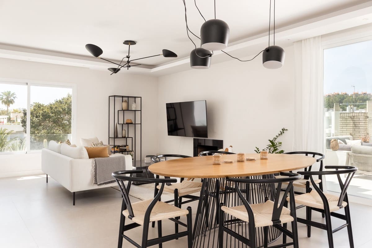 3 soveværelse Lejlighed til salg i Nueva Andalucia - € 779.000 (Ref: 9866287)