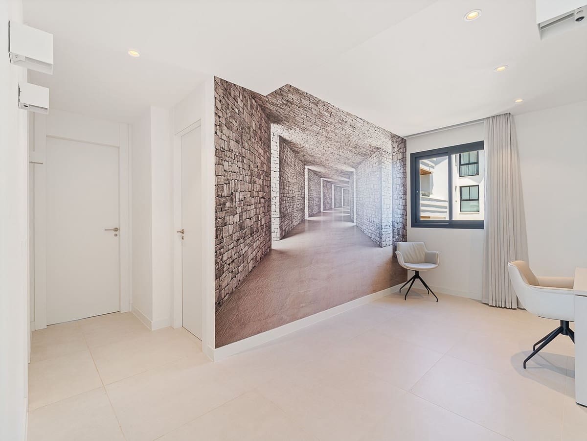 3 sypialnia Penthouse na sprzedaż w Fuengirola z garażem - 1 199 000 € (Ref: 9867977)