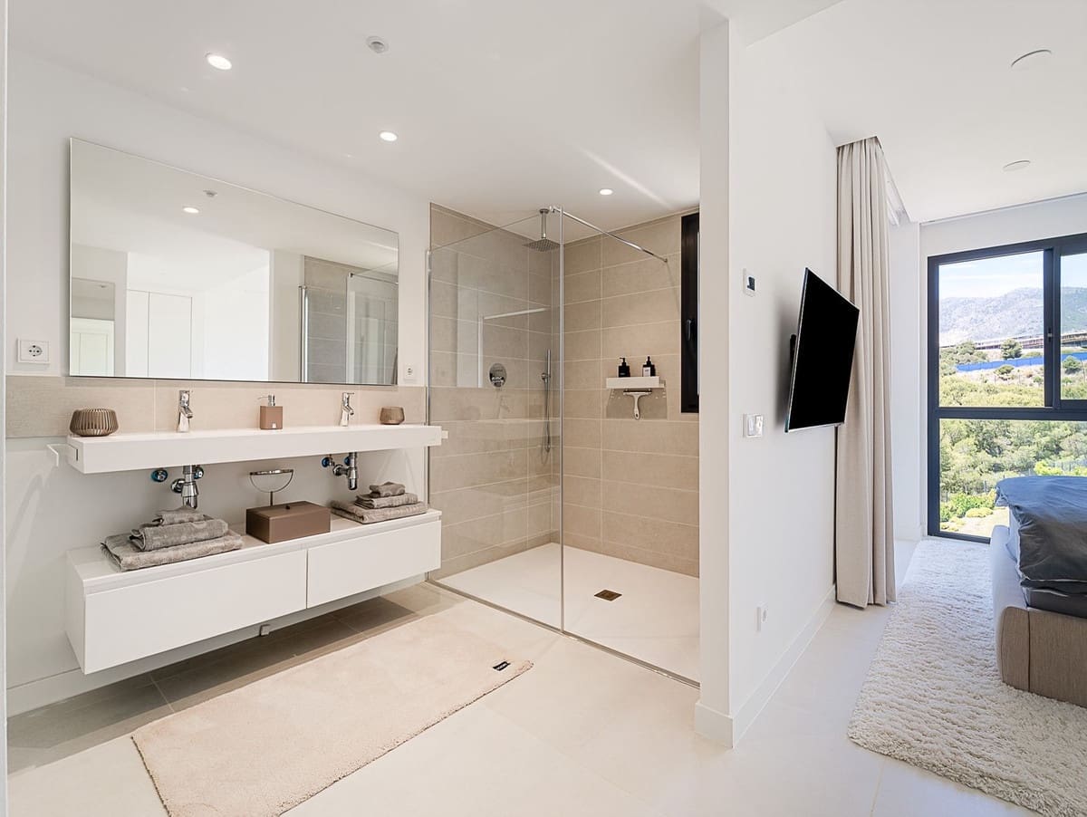 3 sypialnia Penthouse na sprzedaż w Fuengirola z garażem - 1 199 000 € (Ref: 9867977)