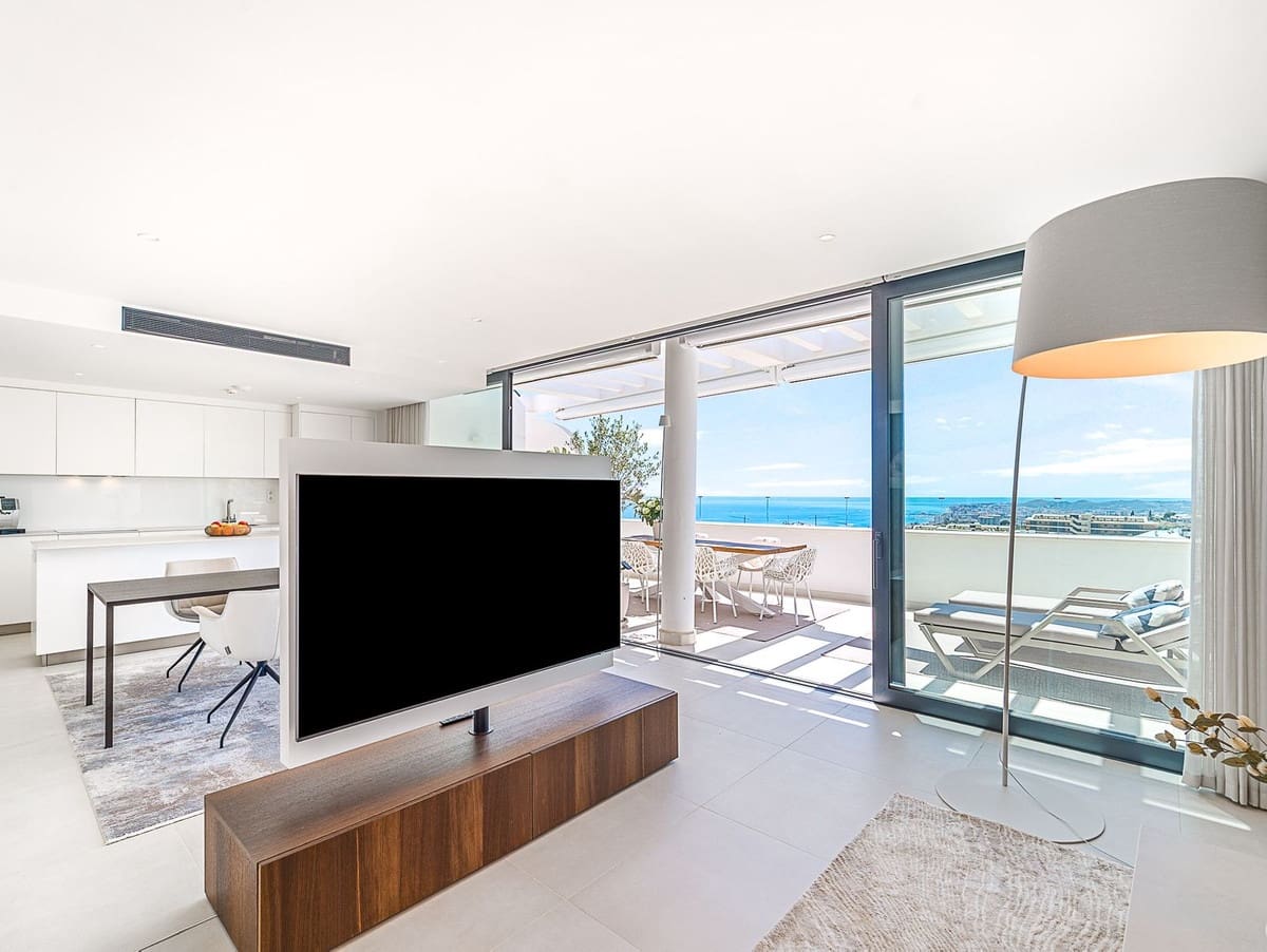 3 sypialnia Penthouse na sprzedaż w Fuengirola z garażem - 1 199 000 € (Ref: 9867977)