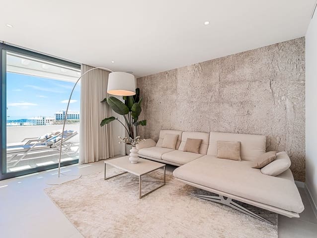 3 sypialnia Penthouse na sprzedaż w Castillo Sohail, Fuengirola z garażem - 1 199 000 € (Ref: 9867977)