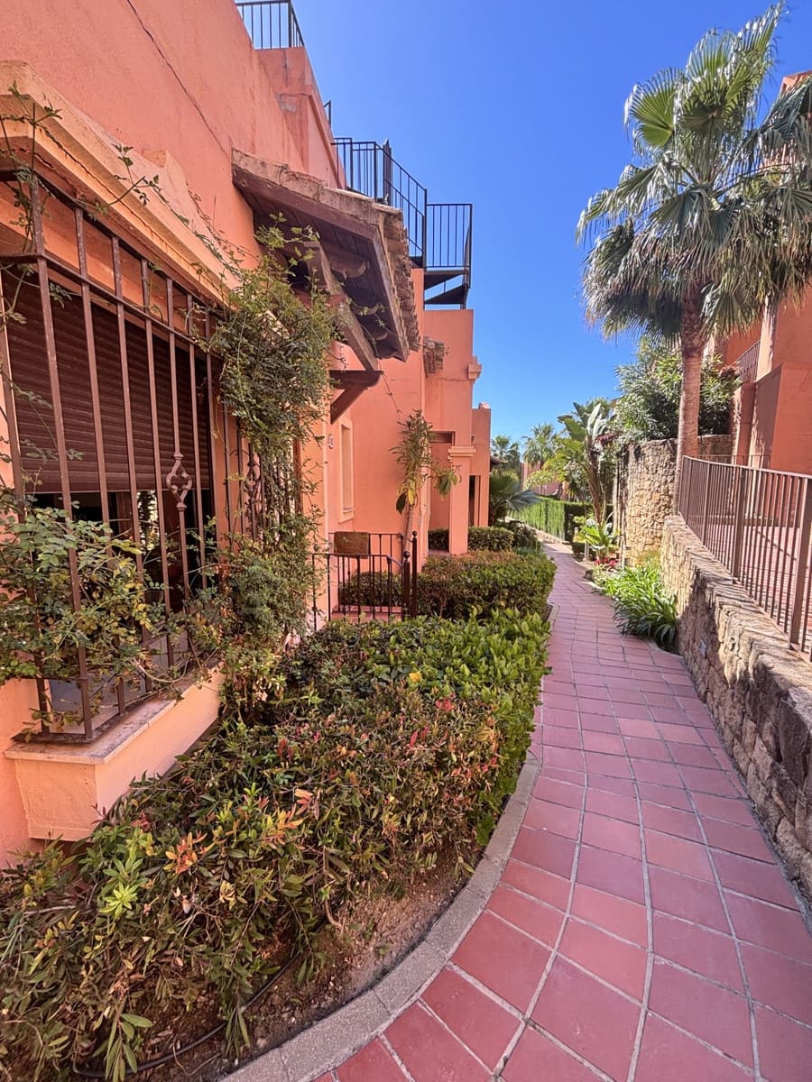 3 chambre Maison de Ville à vendre à Estepona - 940 000 € (Ref: 9867983)