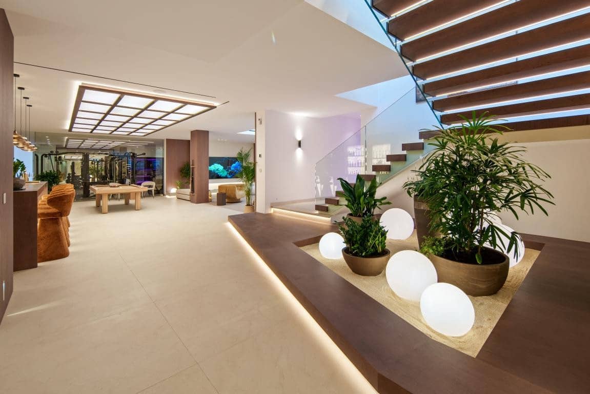 5 chambre Villa/Maison à vendre à Nueva Andalucia - 11 750 000 € (Ref: 9867988)