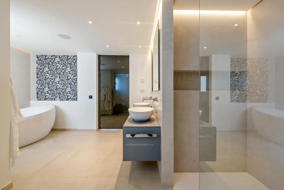 3 bedroom Penthouse for sale in Aloha Golf - € 3,150,000 (Ref: 9867994)