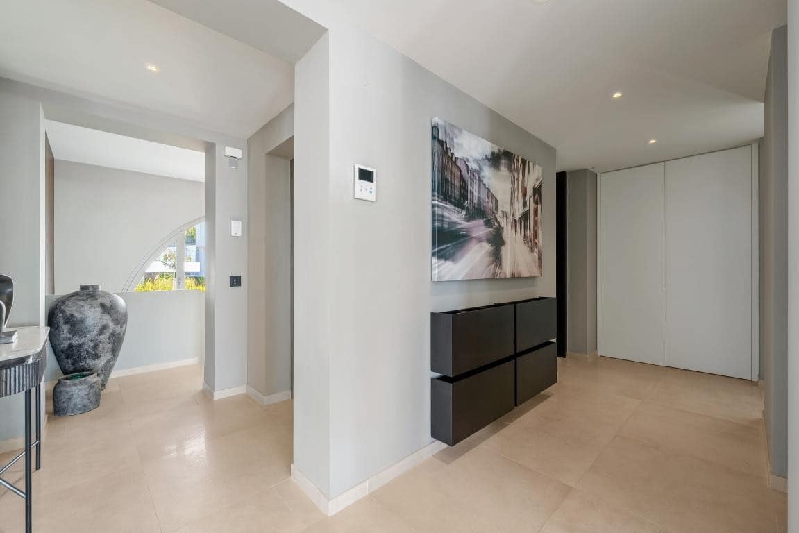 3 bedroom Penthouse for sale in Aloha Golf - € 3,150,000 (Ref: 9867994)