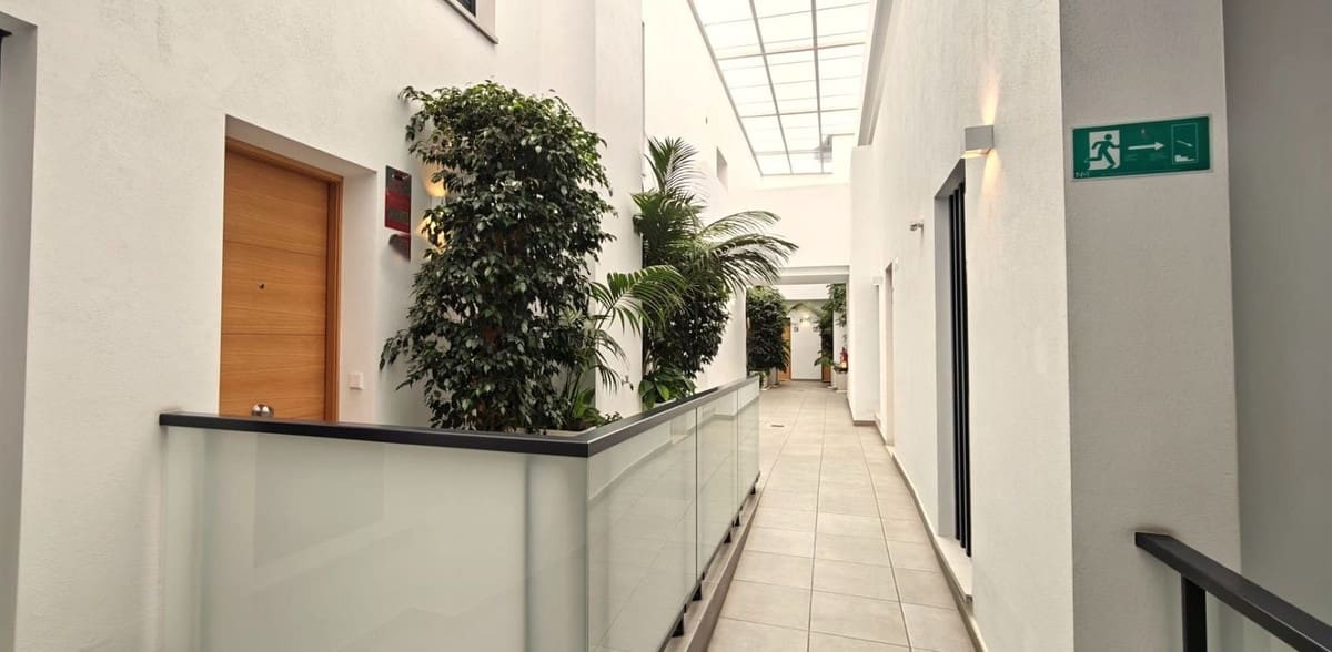 2 bedroom Apartment for sale in Cancelada with garage - € 375,000 (Ref: 9868003)