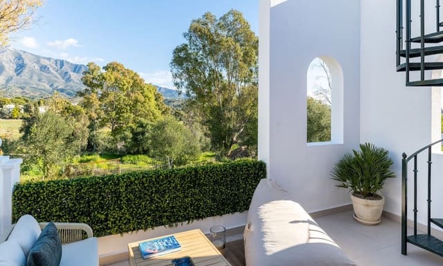 4 quarto Apartamento para venda em Aloha Golf, Marbella - 895 000 € (Ref: 9868005)