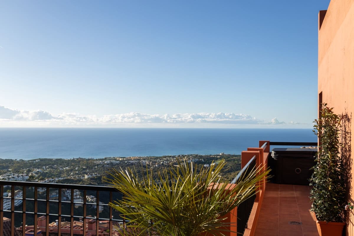 3 soveværelse Lejlighed til salg i Mijas - € 1.495.000 (Ref: 9868010)