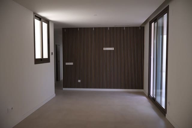 2 slaapkamer Appartement te koop in Parque Central, Estepona met garage - € 380.000 (Ref: 9869734)