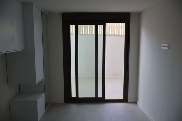 2 slaapkamer Appartement te koop in Parque Central, Estepona met garage - € 380.000 (Ref: 9869734)