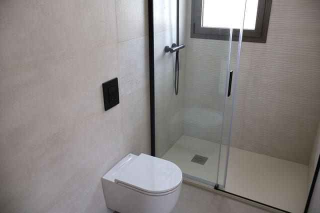2 slaapkamer Appartement te koop in Parque Central, Estepona met garage - € 380.000 (Ref: 9869734)