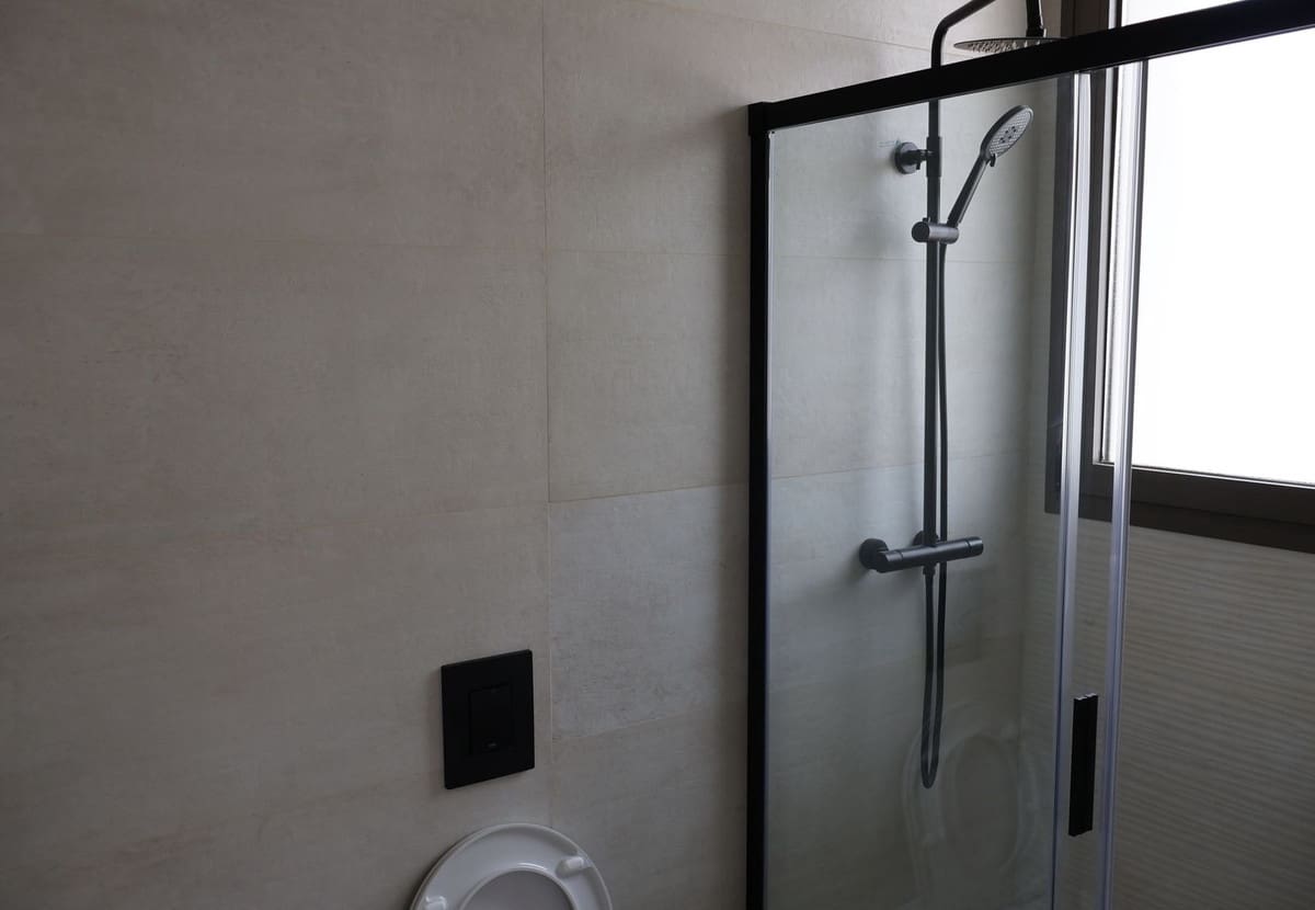 2 slaapkamer Appartement te koop in Estepona met garage - € 380.000 (Ref: 9869734)