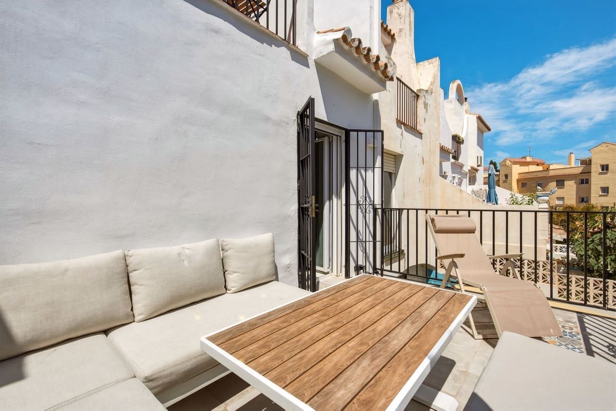5 slaapkamer Huis te koop in Torremolinos met garage - € 525.000 (Ref: 9869737)