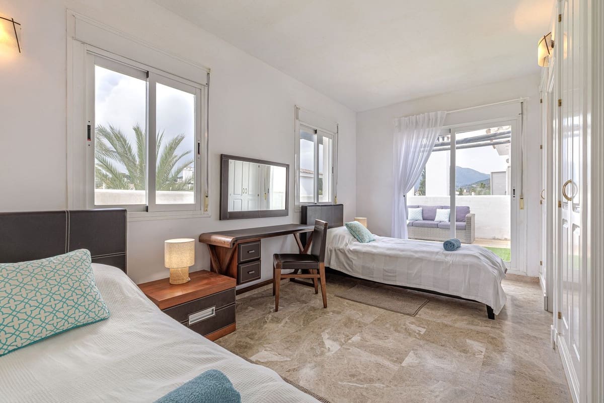 3 slaapkamer Penthouse te koop in Marbella - € 575.000 (Ref: 9869741)
