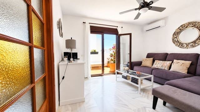 Apartamento de 2 habitaciones en La Duquesa / Puerto de la Duquesa, Manilva en venta con garaje - 335.000 € (Ref: 9869742)