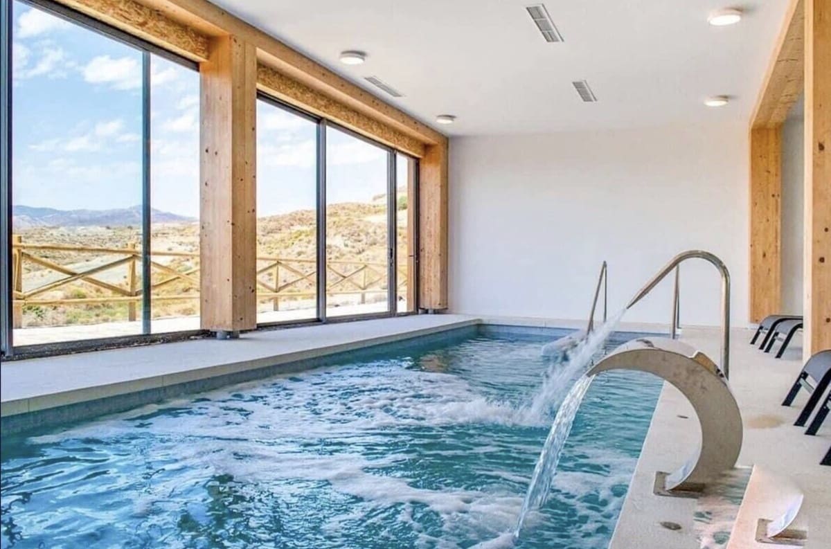 2 soverom Penthouse til salgs i Benahavis - € 699 000 (Ref: 9869744)