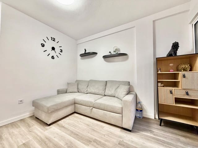 Apartamento de 1 habitación en Las Piscinas Naturales, Torrevieja en venta - 120.000 € (Ref: 9869745)