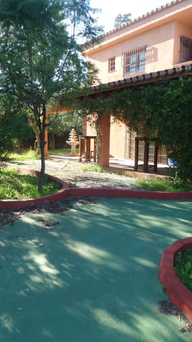4 soveværelse Finca/Landehus til salg i Entrerrios - € 1.195.000 (Ref: 9870498)