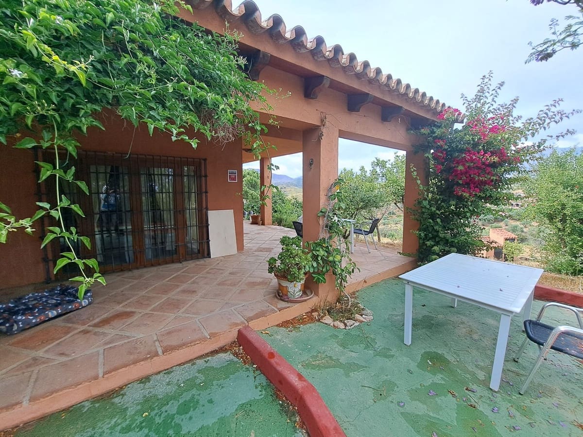 4 soveværelse Finca/Landehus til salg i Entrerrios - € 1.195.000 (Ref: 9870498)