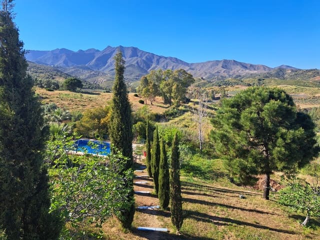 4 soveværelse Finca/Landehus til salg i Entrerrios, Mijas - € 1.195.000 (Ref: 9870498)
