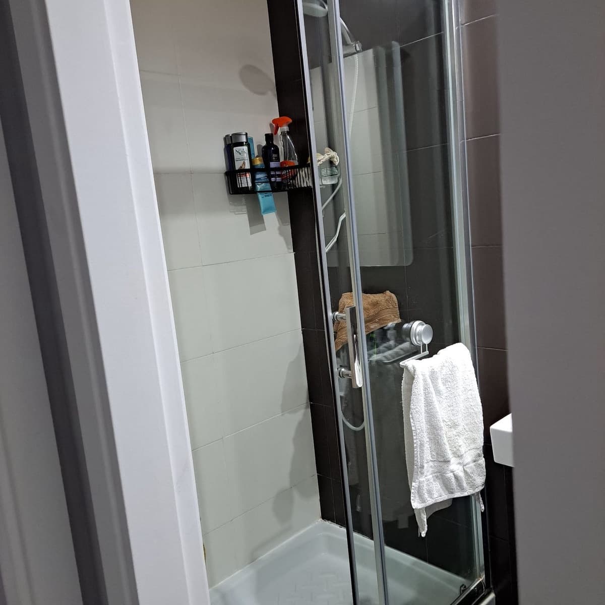 Apartamento de 2 habitaciones en Estepona en venta con garaje - 270.000 € (Ref: 9875494)