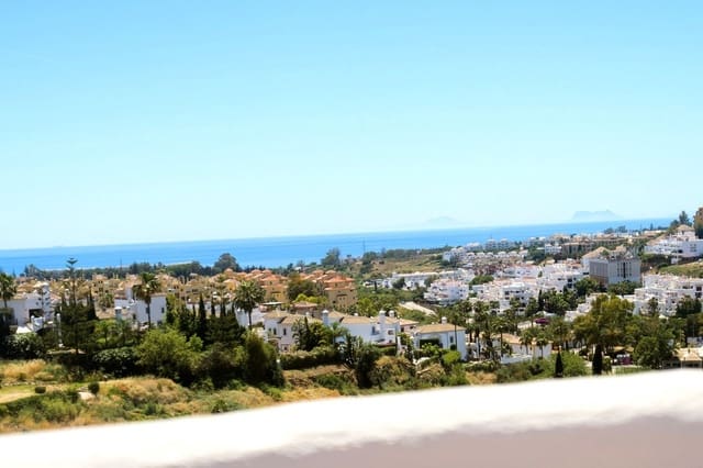 3 slaapkamer Huis te koop in Parque Central, Estepona met garage - € 695.000 (Ref: 9875495)