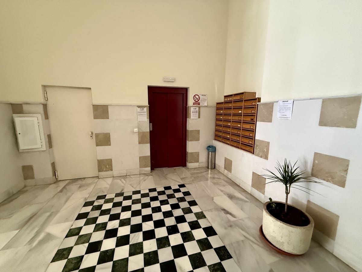 3 sypialnia Apartament na sprzedaż w Marbella z garażem - 499 000 € (Ref: 9875499)