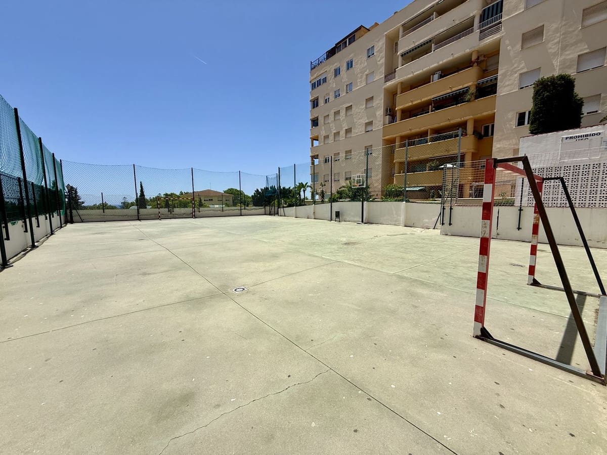 3 sypialnia Apartament na sprzedaż w Marbella z garażem - 499 000 € (Ref: 9875499)