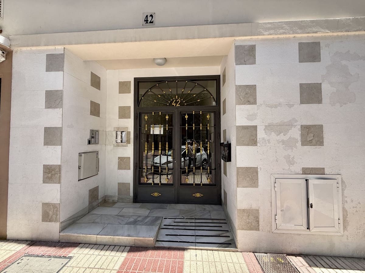 3 sypialnia Apartament na sprzedaż w Marbella z garażem - 499 000 € (Ref: 9875499)