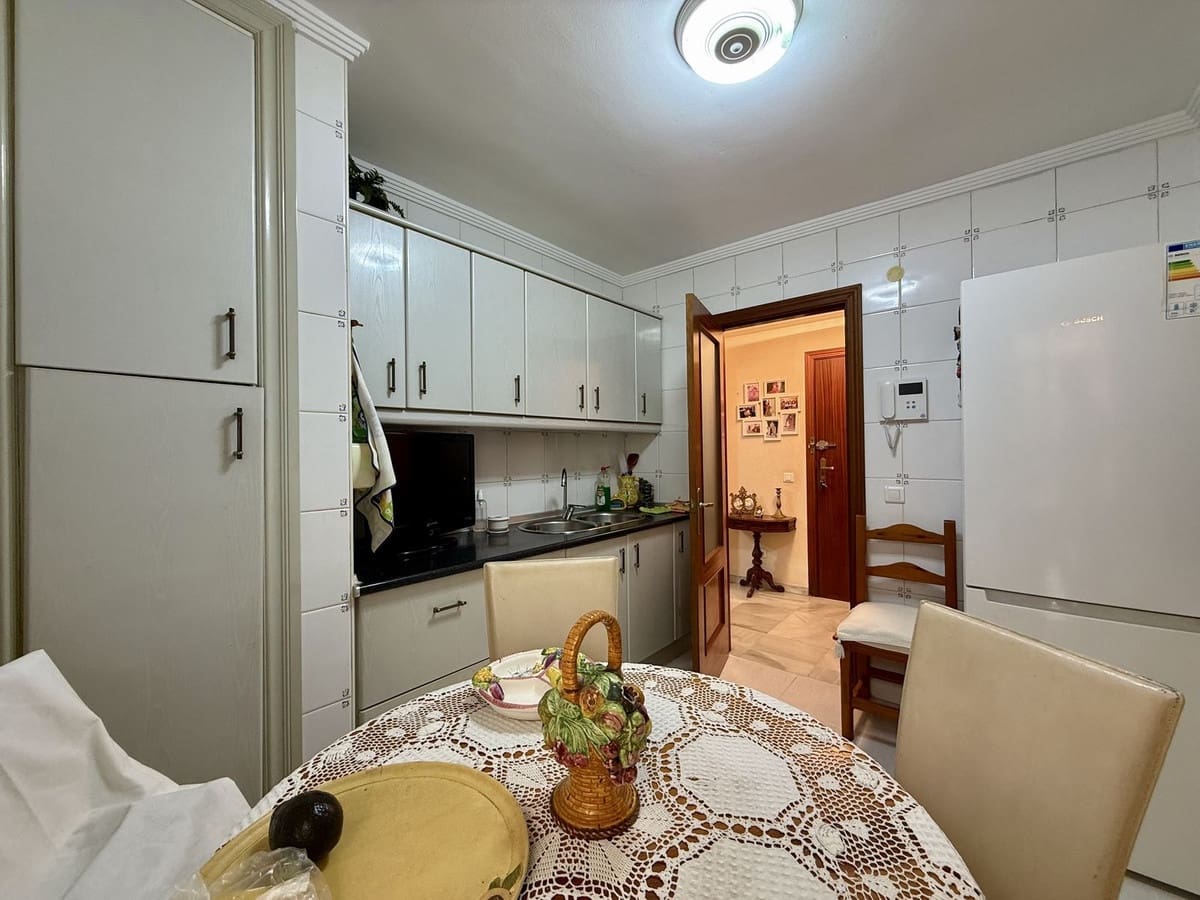 3 sypialnia Apartament na sprzedaż w Marbella z garażem - 499 000 € (Ref: 9875499)