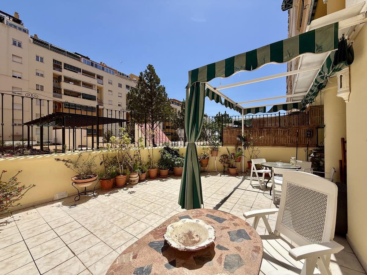 3 sypialnia Apartament na sprzedaż w Marbella z garażem - 499 000 € (Ref: 9875499)