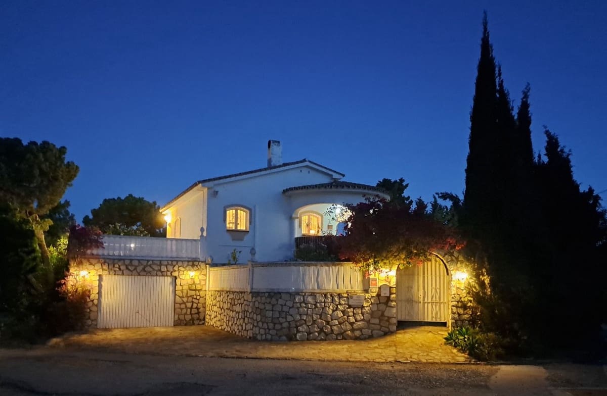 3 slaapkamer Villa te koop in El Chaparral - € 798.000 (Ref: 9875500)
