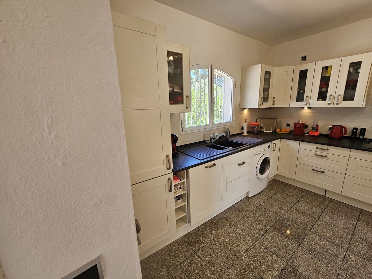 3 slaapkamer Villa te koop in El Chaparral - € 798.000 (Ref: 9875500)