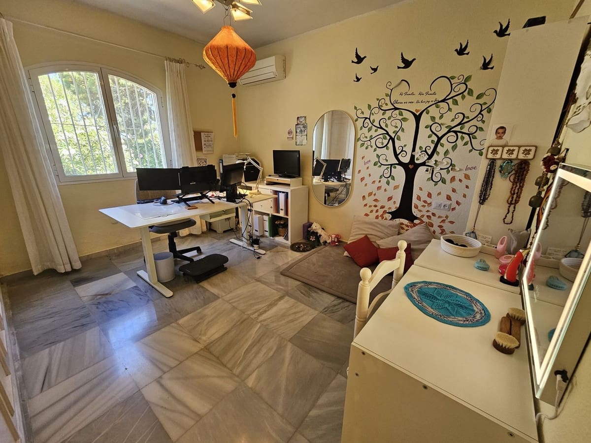 3 slaapkamer Villa te koop in El Chaparral - € 798.000 (Ref: 9875500)