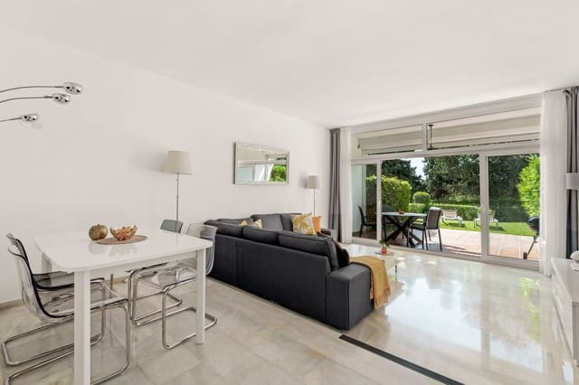 2 quarto Casa em Banda para venda em Aloha Golf, Marbella - 635 000 € (Ref: 9875501)