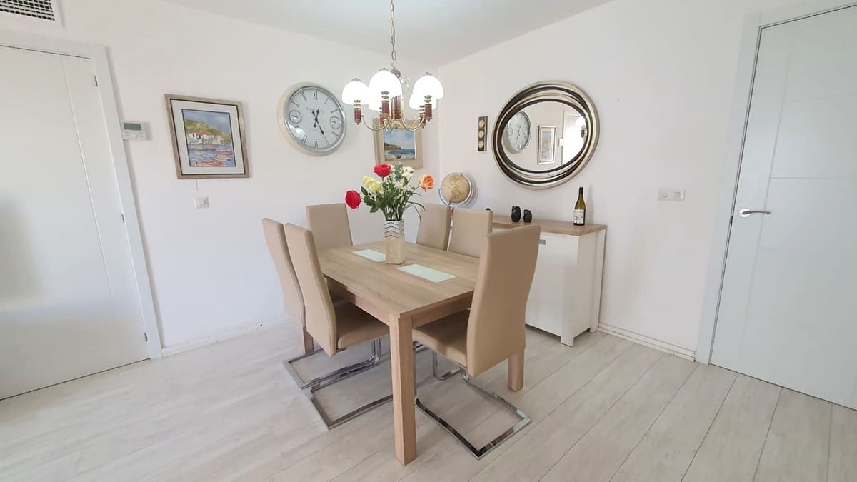 3 soveværelse Lejlighed til salg i Fuengirola med garage - € 450.000 (Ref: 9875502)