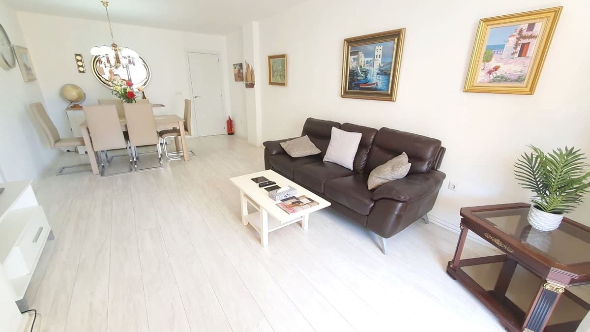 3 soveværelse Lejlighed til salg i Fuengirola med garage - € 450.000 (Ref: 9875502)