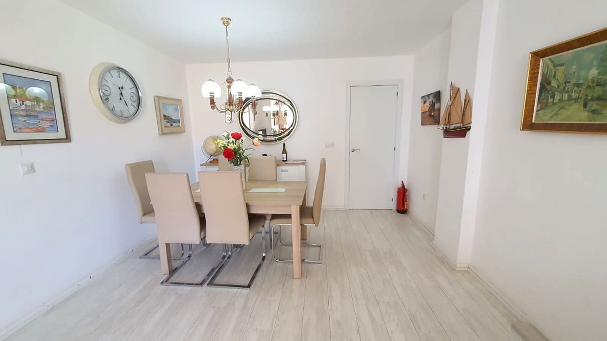 3 soveværelse Lejlighed til salg i Fuengirola med garage - € 450.000 (Ref: 9875502)