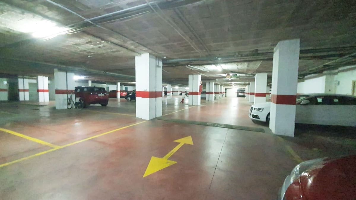 3 soveværelse Lejlighed til salg i Fuengirola med garage - € 450.000 (Ref: 9875502)