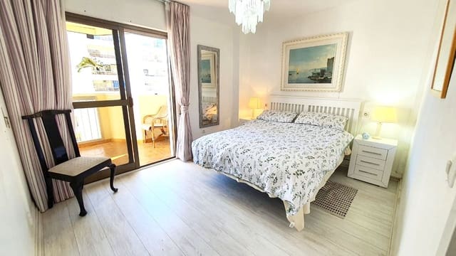 3 soveværelse Lejlighed til salg i Castillo Sohail, Fuengirola med garage - € 450.000 (Ref: 9875502)