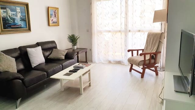 3 soveværelse Lejlighed til salg i Castillo Sohail, Fuengirola med garage - € 450.000 (Ref: 9875502)