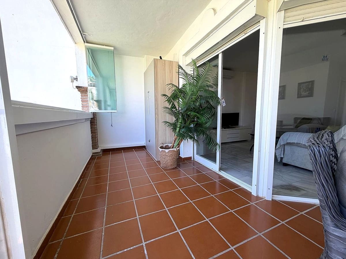 Apartamento de 2 habitaciones en Mijas Golf en venta con garaje - 289.500 € (Ref: 9877672)
