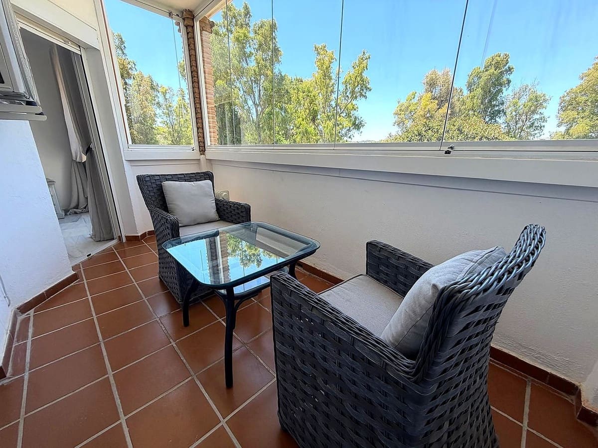 Apartamento de 2 habitaciones en Mijas Golf en venta con garaje - 289.500 € (Ref: 9877672)