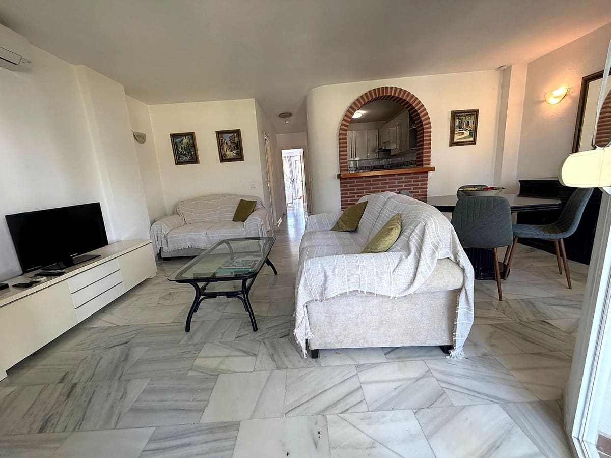Apartamento de 2 habitaciones en Mijas Golf en venta con garaje - 289.500 € (Ref: 9877672)