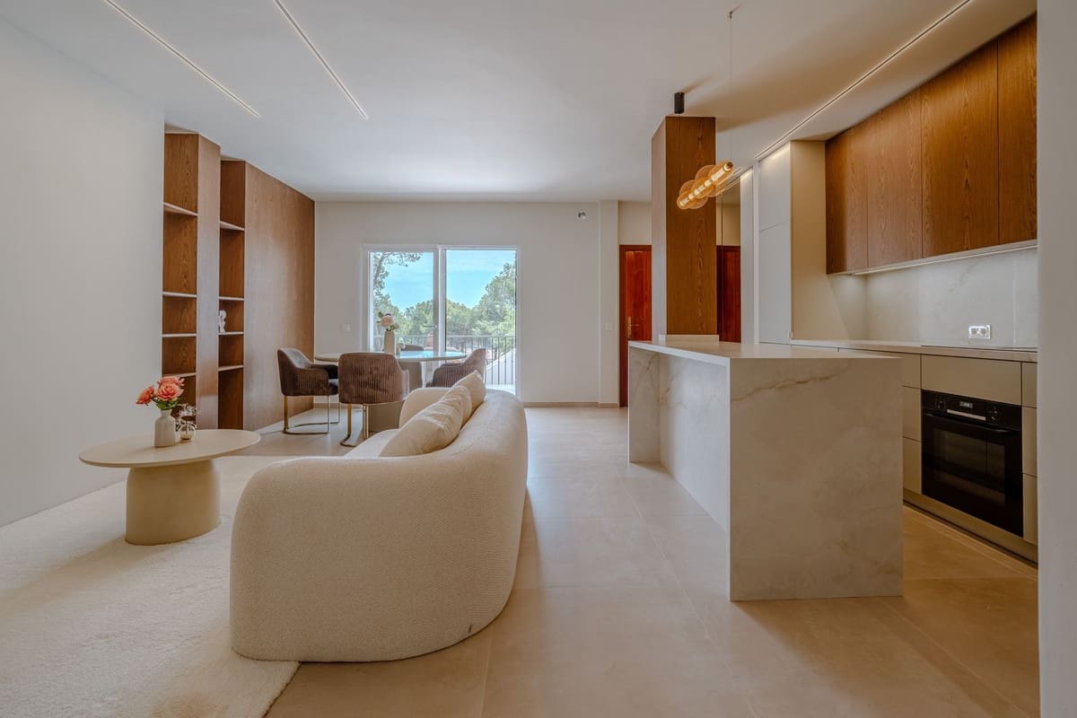 2 slaapkamer Appartement te koop in Nueva Andalucia - € 599.000 (Ref: 9880392)