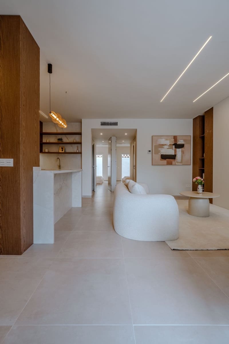 2 slaapkamer Appartement te koop in Nueva Andalucia - € 599.000 (Ref: 9880392)